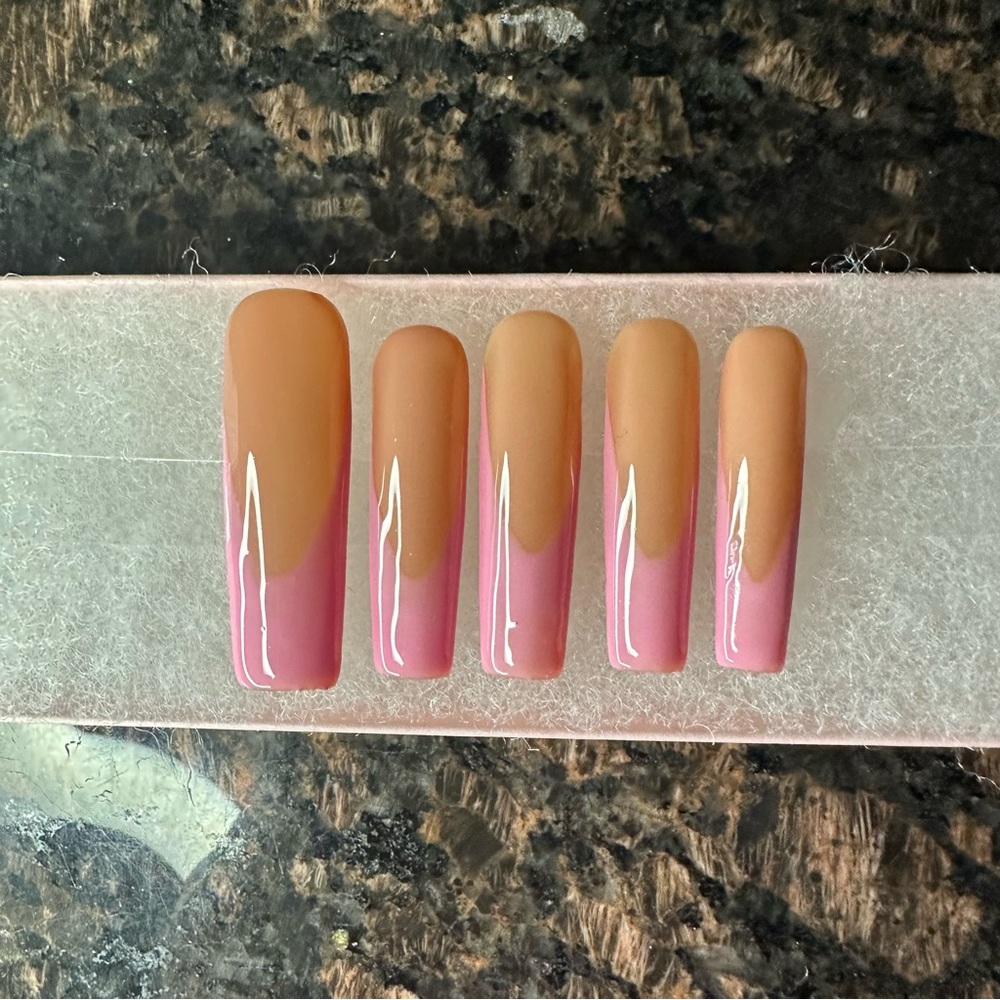 “Point Shoe” Press On Set by LoveScottiNails
